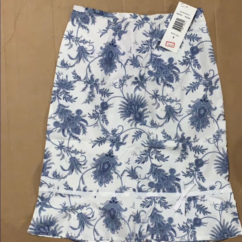 NWT Macy’s skirt